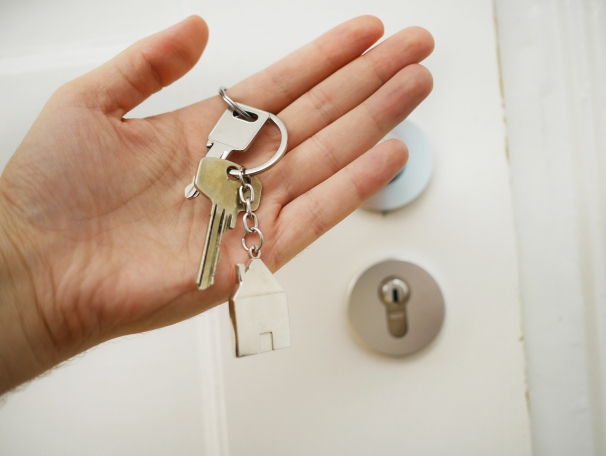 https://MayelaP.StopRentingStartOwning.com